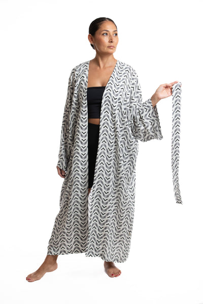 Handmade Long Kimono - Black and White Adras